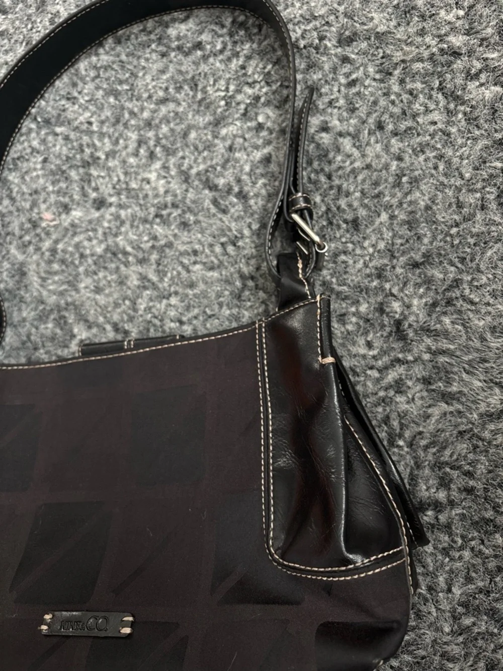 Nine West Monogram Shoulder bag - Picture 3 of 8